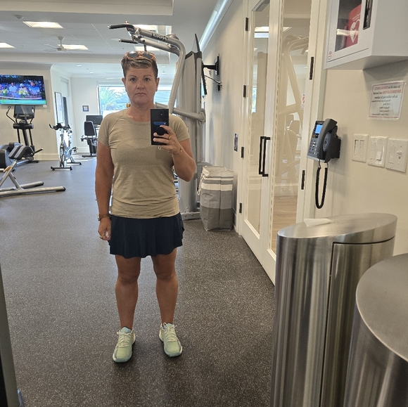 Meet your Posher, Haley - Picture 1 of 1